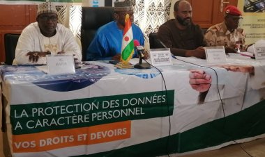FORMATION A L’ENDROIT DES ADMINISTRATEURS, DELEGUES CERTAINS AGENTS D’ETAT CIVILE DES COMMUNES, DES GREFFIERS ET DES LEADERS D’OPINION DES CHEFS LIEUX DES REGIONS